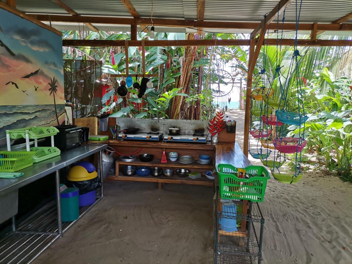 Hostel Oasis Puerto Viejo de Talamanca Exteriér fotografie