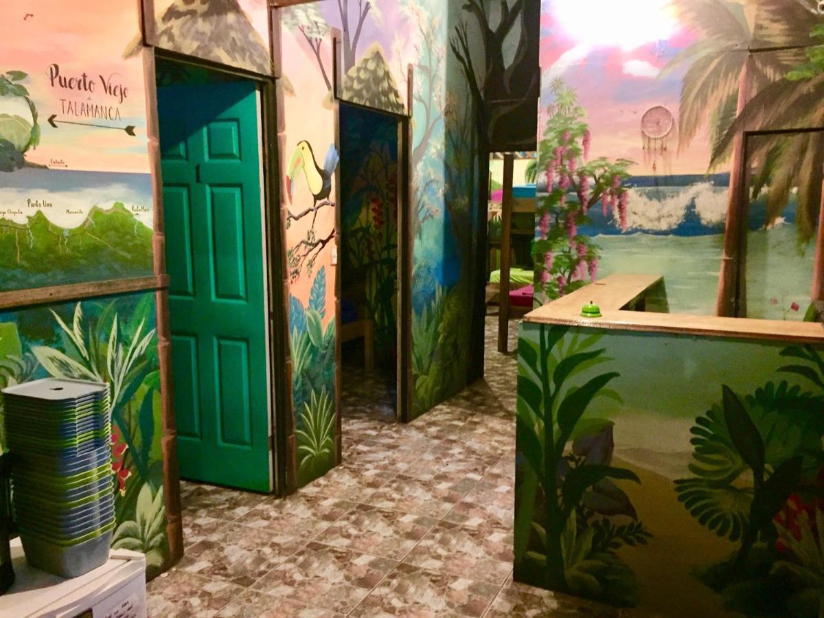Hostel Oasis Puerto Viejo de Talamanca Exteriér fotografie