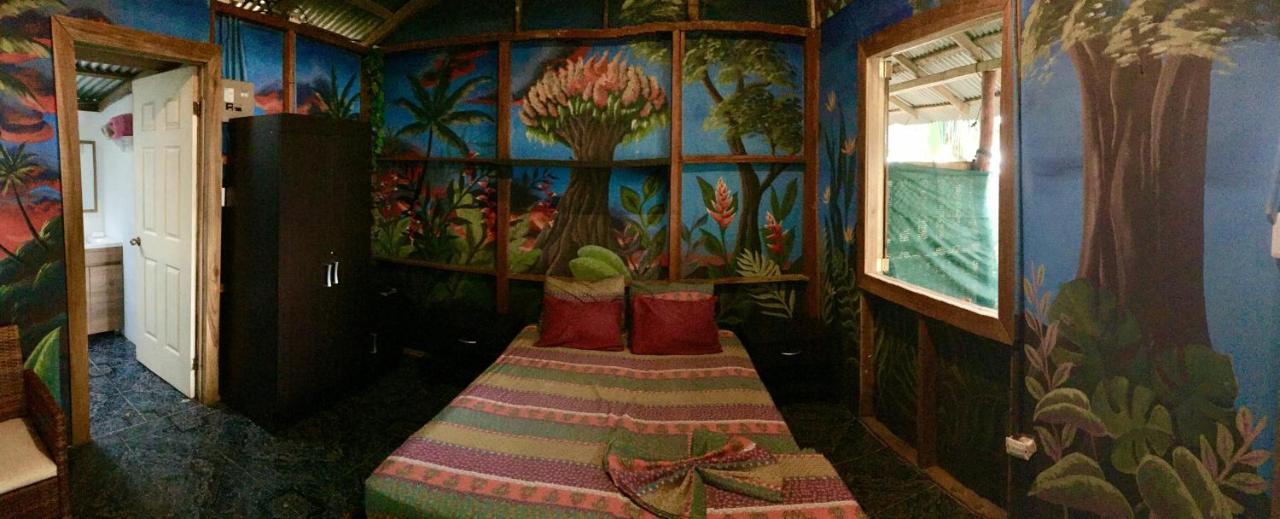 Hostel Oasis Puerto Viejo de Talamanca Exteriér fotografie
